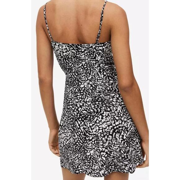H & M Sleeveless Black and White patterned wrap mini sheath dress size XL - Picture 2 of 12
